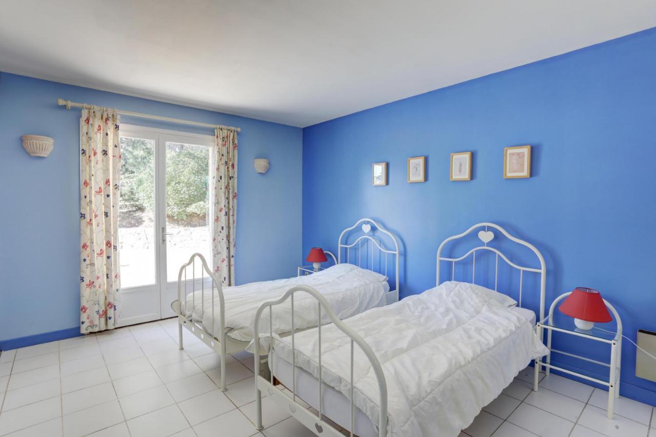 Villa 8 Pers, Climatisee, Piscine Chauffee, Un Havre De Paix Sous Les Pins Parasols Roquebrune-sur Argens Εξωτερικό φωτογραφία